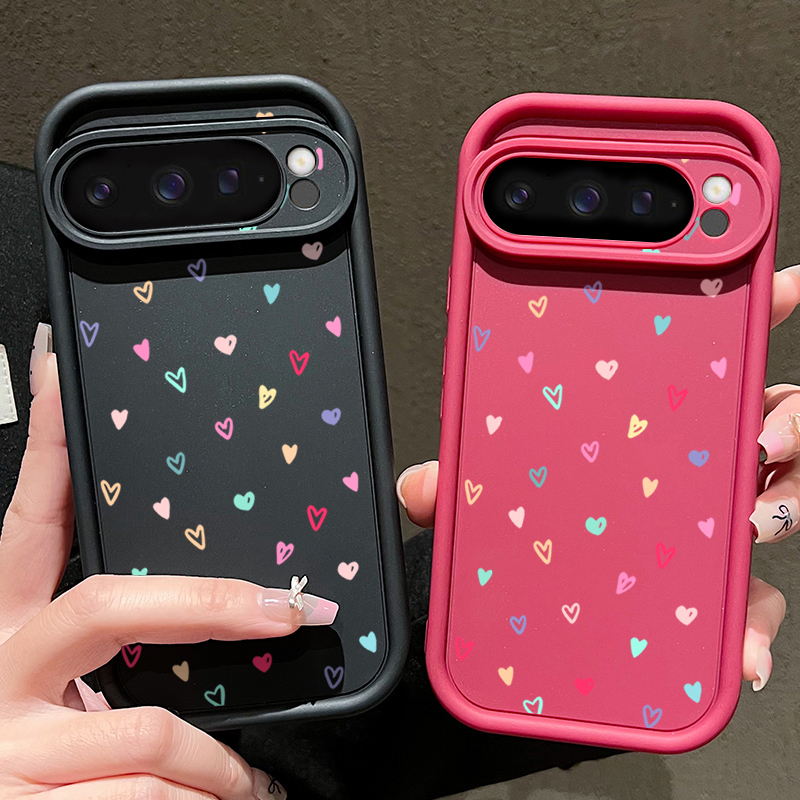 Custodia morbida colorata con  - Google Pixel 9 Pro recensione e prezzo